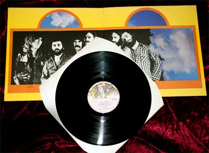 Lindisfarne - Roll On. Ruby (Charisma CAS 1076) (UK 1973) (Vinyl 24-96 & 16-44.1)