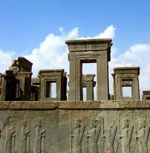 Persepolis Recreated - (2004) - شکوه تخت جمشید