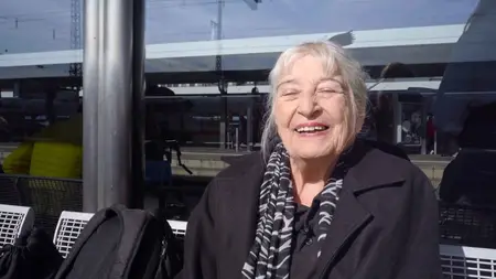 De ce mă cheamă Nora, când cerul meu e senin (2023)