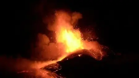 Les Volcans, Un Baril de Poudre Sous L'Italie (2015)