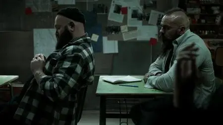 Des S01E01