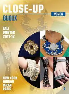 Close-Up Bijoux Women  - June 01, 2011
