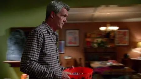 The Middle S09E04