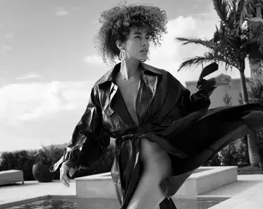 Dayana Leyva by Manfred Baumann