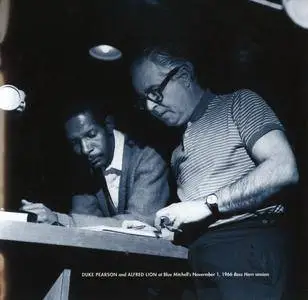Stanley Turrentine - A Bluish Bag (1967) {Blue Note 0946 3 85193 2 4 rel 2007}