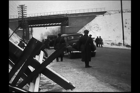 IHF - Moscow Strikes Back (1942)