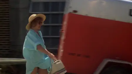 Summer Rental (1985)