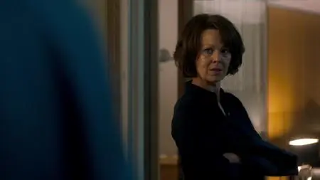 MotherFatherSon S01E02