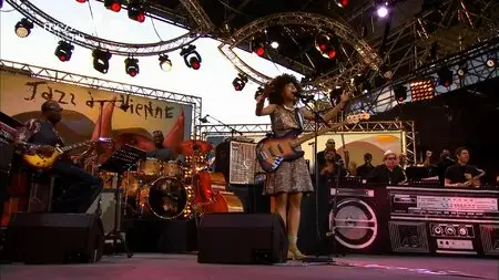 Esperanza Spalding / Radio Music Society - Live at Jazz à Vienne 2012 [HDTV 1080p]