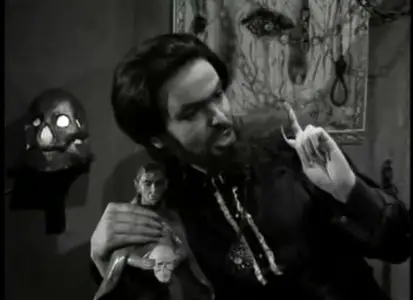 O Estranho Mundo de Zé do Caixão / Strange World of Coffin Joe (1968)