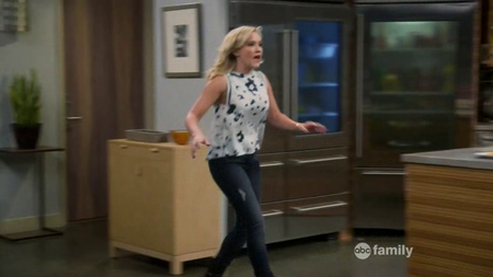 Young and Hungry Season 2 Episode 15