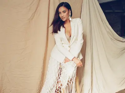 Shay Mitchell by Carissa Gallo for Romper New Parents April 2020