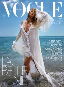 Vogue France - Juin-Juillet 2025