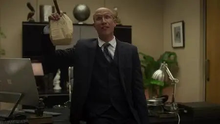 Corporate S02E01