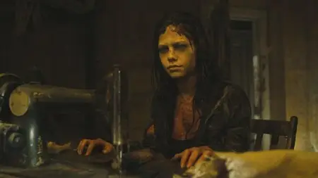 Husk (2011)