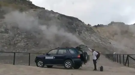 Les Volcans, Un Baril de Poudre Sous L'Italie (2015)