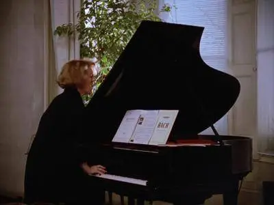 Truly Madly Deeply (1990)