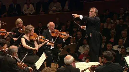 Masters of Classical Music: Bach, Mozart, Haydn, Beethoven, Schubert, Berlioz, Mendelssohn, Brahms, Schumann (2015) [Blu-Ray]