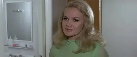 Paranoia / A Quiet Place to Kill (1970)