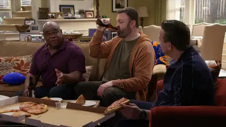 Kevin Can Wait S01E01