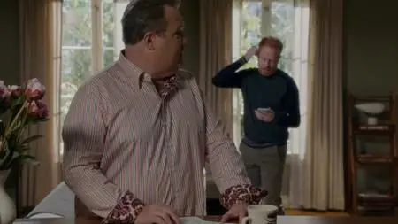 Modern Family S11E12