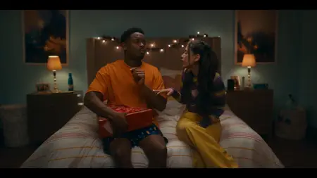 It's a Wonderful Binge (2022) [MultiSubs]