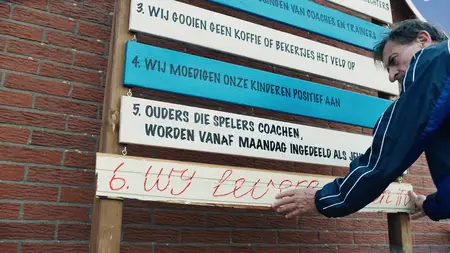 Football Parents S01E02