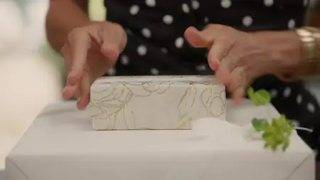 With Love, Meghan S01E08