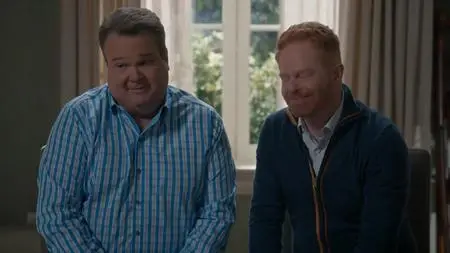 Modern Family S11E08