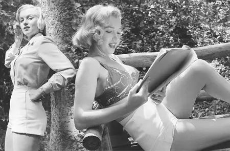 Marilyn Monroe - Ed Clark Photoshoot 1950