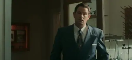 Lessons in Chemistry S01E02