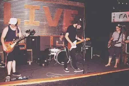 We Are Mountains - The Walls (2015)