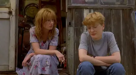 Life Is Sweet - by Mike Leigh (1990)