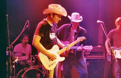 Teddy Morgan And The Pistolas - Crashing Down (2003)