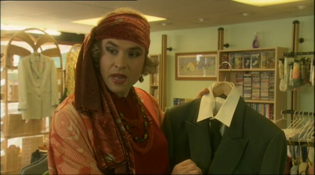 Little Britain, Season 1, episode 6: Smallest Ant