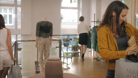 Suburbia - Women on the Edge S01E02