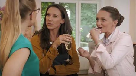 Suburbia - Women on the Edge S01E02