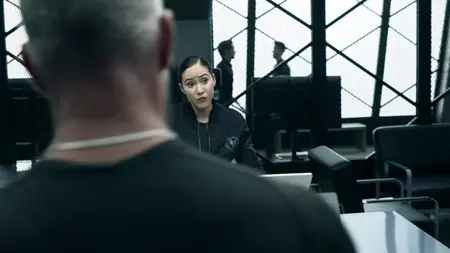 S.W.A.T. S08E18
