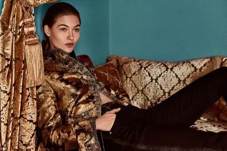 Grace Elizabeth by Giampaolo Sgura for Vogue Russia April 2018