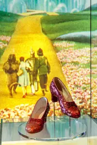 Ruby Red Handed: Stealing America's Most Famous Pair of Shoes (2025)