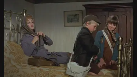 Bedknobs and Broomsticks / Набалдашник и Метла (1971)