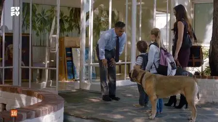 Colony S01E10