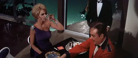 The Party (1968) [MultiSubs]