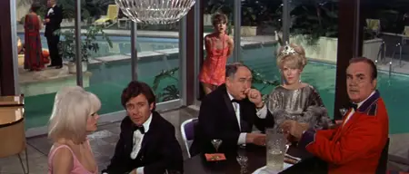 The Party (1968) [MultiSubs]