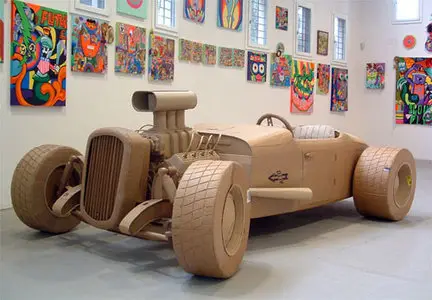 Sculptures made of cardboard by Chris Gilmour