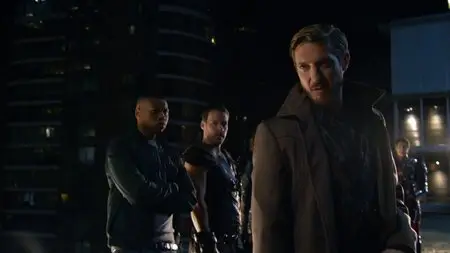 Legends of Tomorrow S01E01 (2016)