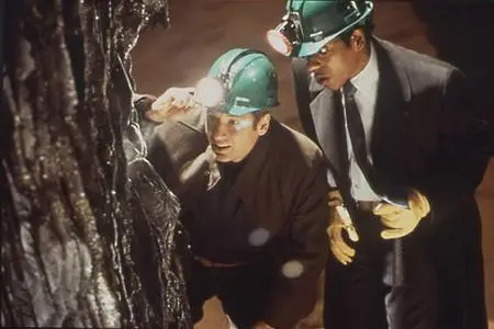 (Sci-Fi Comedy) EVOLUTION [DVDrip] BivX