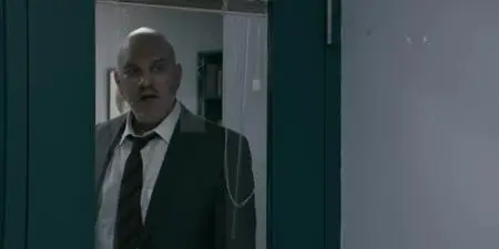 Wayne S01E01