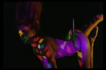 Crazy Horse Le Show (2002)