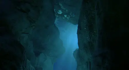Sanctum (2011)